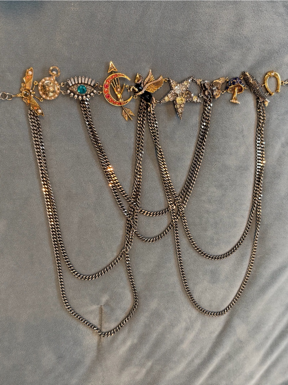 Alexander McQueen Mixed Metal Charm Choker Necklace - Picture 4 of 6